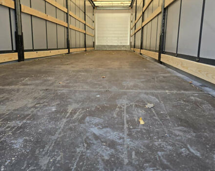 Шмитц Каргобулл Cargobull 2013 в Львове на Automoto.ua Шмитц Каргобулл Cargobull, объемом двигателя 0 л и пробегом 500 тыс. км за 13500 $, фото 9 на Automoto.ua