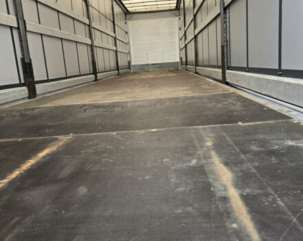 Шмитц Каргобулл Cargobull, объемом двигателя 0 л и пробегом 500 тыс. км за 13900 $, фото 4 на Automoto.ua