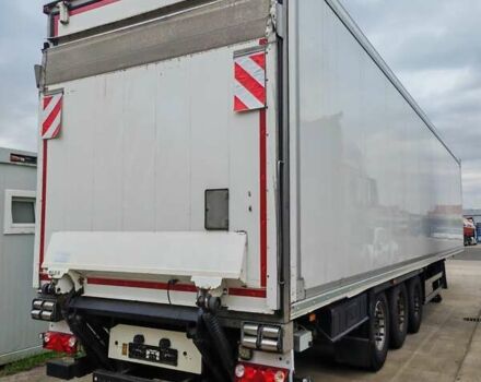 Шмитц Каргобулл Cargobull 2016 в Луцке на Automoto.ua Шмитц Каргобулл Cargobull, объемом двигателя 0 л и пробегом 0 тыс. км за 23999 $, фото 9 на Automoto.ua