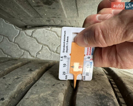 Желтый Шмитц Каргобулл Cargobull, объемом двигателя 0 л и пробегом 350 тыс. км за 10550 $, фото 7 на Automoto.ua