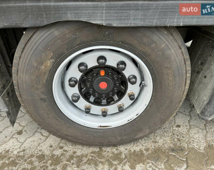 Желтый Шмитц Каргобулл Cargobull, объемом двигателя 0 л и пробегом 350 тыс. км за 10550 $, фото 8 на Automoto.ua