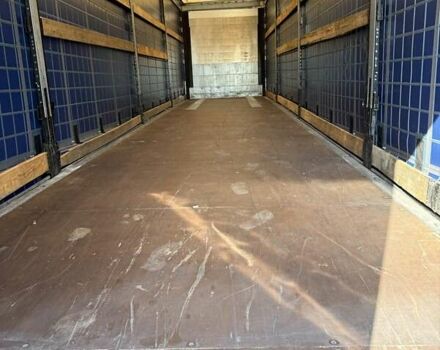 Сірий Шмітц Каргобулл Cargobull, об'ємом двигуна 0 л та пробігом 190 тис. км за 14500 $, фото 2 на Automoto.ua