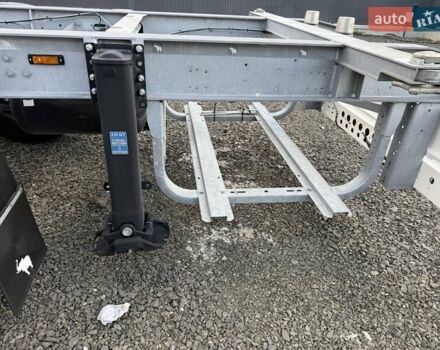 Сірий Шмітц Каргобулл Gotha, об'ємом двигуна 0 л та пробігом 50 тис. км за 12900 $, фото 13 на Automoto.ua