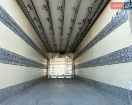 Белый Шмитц Каргобулл KO, объемом двигателя 0 л и пробегом 650 тыс. км за 10900 $, фото 1 на Automoto.ua