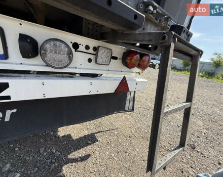 Шмітц Каргобулл Mega, об'ємом двигуна 0 л та пробігом 0 тис. км за 8999 $, фото 19 на Automoto.ua