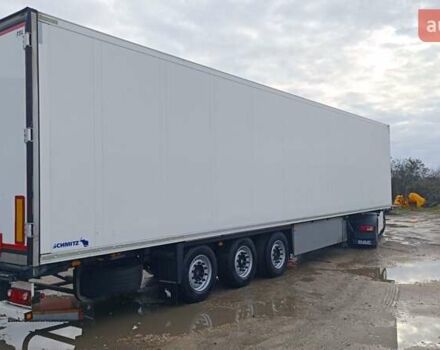 Белый Шмитц Каргобулл SCB S3B, объемом двигателя 0 л и пробегом 300 тыс. км за 27000 $, фото 2 на Automoto.ua