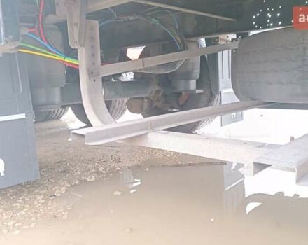 Белый Шмитц Каргобулл SCB S3B, объемом двигателя 0 л и пробегом 300 тыс. км за 27000 $, фото 7 на Automoto.ua