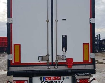 Белый Шмитц Каргобулл SCB S3B, объемом двигателя 0 л и пробегом 300 тыс. км за 27000 $, фото 3 на Automoto.ua