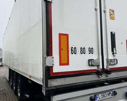 Білий Шмітц Каргобулл SCB S3B, об'ємом двигуна 0 л та пробігом 200 тис. км за 33500 $, фото 17 на Automoto.ua