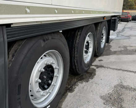 Білий Шмітц Каргобулл SCB S3B, об'ємом двигуна 0 л та пробігом 300 тис. км за 30281 $, фото 11 на Automoto.ua