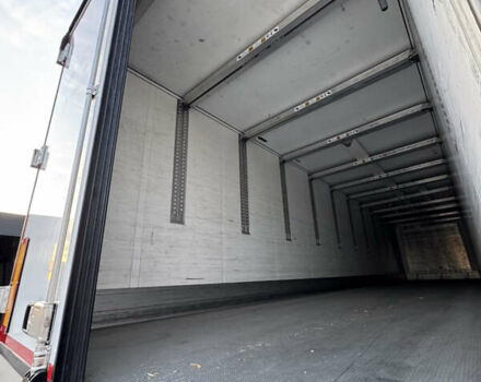 Білий Шмітц Каргобулл SCB S3B, об'ємом двигуна 0 л та пробігом 300 тис. км за 30281 $, фото 26 на Automoto.ua