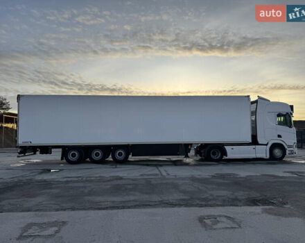 Білий Шмітц Каргобулл SCB S3B, об'ємом двигуна 0 л та пробігом 300 тис. км за 30281 $, фото 9 на Automoto.ua