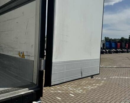 Білий Шмітц Каргобулл SCB S3B, об'ємом двигуна 0 л та пробігом 390 тис. км за 37000 $, фото 9 на Automoto.ua