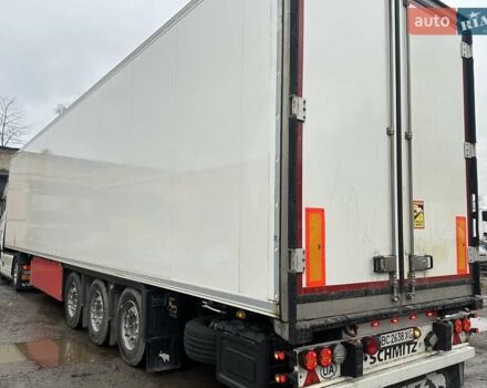 Серый Шмитц Каргобулл SCB S3B, объемом двигателя 0 л и пробегом 300 тыс. км за 27871 $, фото 4 на Automoto.ua