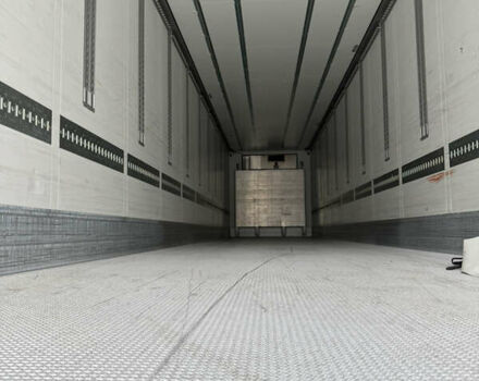 Білий Шмітц Каргобулл SCB S3T, об'ємом двигуна 0 л та пробігом 200 тис. км за 49000 $, фото 17 на Automoto.ua