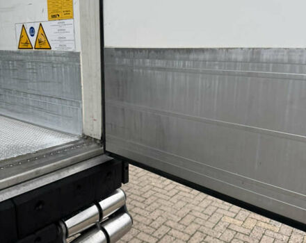 Білий Шмітц Каргобулл SCB S3T, об'ємом двигуна 0 л та пробігом 200 тис. км за 49000 $, фото 16 на Automoto.ua