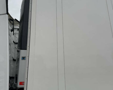 Білий Шмітц Каргобулл SCB S3T, об'ємом двигуна 0 л та пробігом 200 тис. км за 49000 $, фото 23 на Automoto.ua