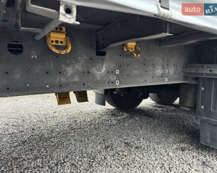 Сірий Шмітц Каргобулл SCB S3T, об'ємом двигуна 0 л та пробігом 555 тис. км за 12900 $, фото 8 на Automoto.ua