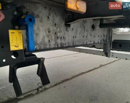 Сірий Шмітц Каргобулл SCB S3T, об'ємом двигуна 0 л та пробігом 333 тис. км за 11500 $, фото 8 на Automoto.ua