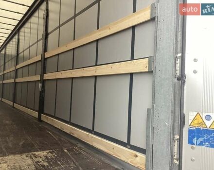 Сірий Шмітц Каргобулл SCB S3T, об'ємом двигуна 0 л та пробігом 100 тис. км за 17500 $, фото 19 на Automoto.ua