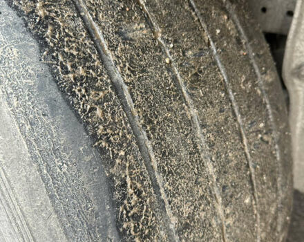 Сірий Шмітц Каргобулл SCB S3T, об'ємом двигуна 0 л та пробігом 500 тис. км за 15500 $, фото 8 на Automoto.ua