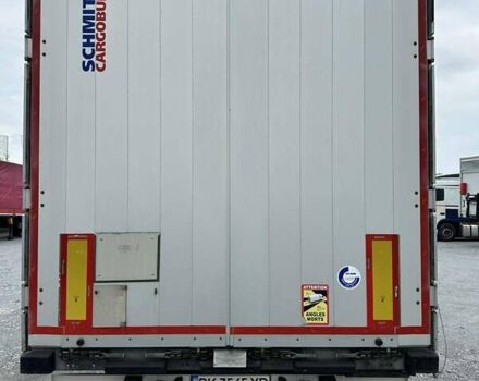 Серый Шмитц Каргобулл SCB S3T, объемом двигателя 0 л и пробегом 400 тыс. км за 17000 $, фото 4 на Automoto.ua