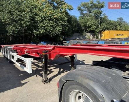 Красный Шмитц Каргобулл SCF, объемом двигателя 0 л и пробегом 0 тыс. км за 5000 $, фото 1 на Automoto.ua