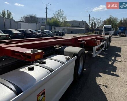 Красный Шмитц Каргобулл SCF, объемом двигателя 0 л и пробегом 0 тыс. км за 5000 $, фото 10 на Automoto.ua