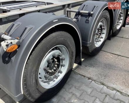 Серый Шмитц Каргобулл SCF, объемом двигателя 0 л и пробегом 100 тыс. км за 25000 $, фото 11 на Automoto.ua