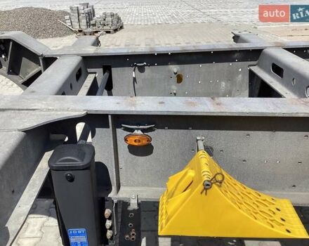 Серый Шмитц Каргобулл SCF, объемом двигателя 0 л и пробегом 100 тыс. км за 25000 $, фото 4 на Automoto.ua