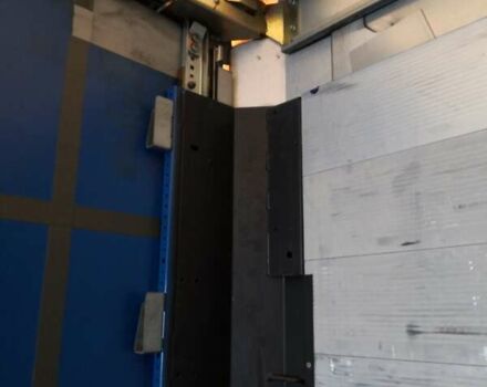 Сірий Шмітц Каргобулл SCS, об'ємом двигуна 0 л та пробігом 298 тис. км за 17200 $, фото 14 на Automoto.ua