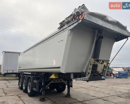 Серый Шмитц Каргобулл SGF S3, объемом двигателя 0 л и пробегом 590 тыс. км за 24900 $, фото 3 на Automoto.ua