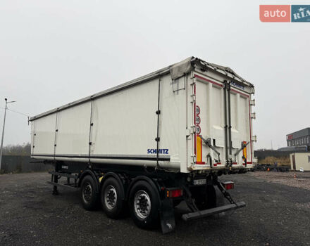 Серый Шмитц Каргобулл SGF S3, объемом двигателя 0 л и пробегом 0 тыс. км за 27999 $, фото 2 на Automoto.ua