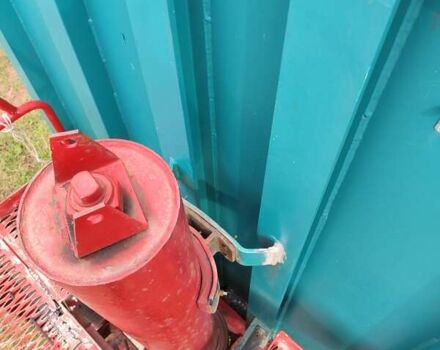 Красный Шмитц Каргобулл SKI, объемом двигателя 0 л и пробегом 100 тыс. км за 15000 $, фото 8 на Automoto.ua