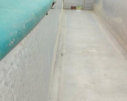 Красный Шмитц Каргобулл SKI, объемом двигателя 0 л и пробегом 100 тыс. км за 15000 $, фото 16 на Automoto.ua