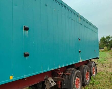 Красный Шмитц Каргобулл SKI, объемом двигателя 0 л и пробегом 100 тыс. км за 15000 $, фото 1 на Automoto.ua