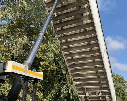 Серый Шмитц Каргобулл SKI, объемом двигателя 0 л и пробегом 1 тыс. км за 13000 $, фото 11 на Automoto.ua