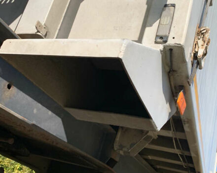 Серый Шмитц Каргобулл SKI, объемом двигателя 0 л и пробегом 1 тыс. км за 13000 $, фото 10 на Automoto.ua