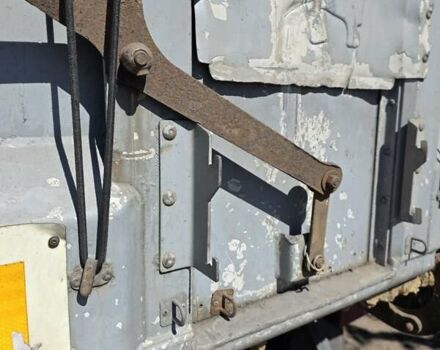 Серый Шмитц Каргобулл SKI, объемом двигателя 0 л и пробегом 15 тыс. км за 15000 $, фото 7 на Automoto.ua