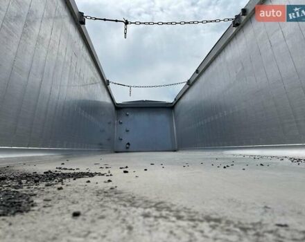 Серый Шмитц Каргобулл SKI, объемом двигателя 0 л и пробегом 0 тыс. км за 32503 $, фото 2 на Automoto.ua