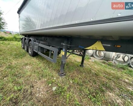 Серый Шмитц Каргобулл SKI, объемом двигателя 0 л и пробегом 0 тыс. км за 32503 $, фото 8 на Automoto.ua