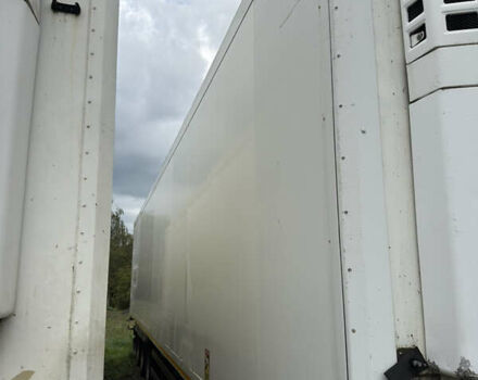 Белый Шмитц Каргобулл SKO, объемом двигателя 0 л и пробегом 0 тыс. км за 15000 $, фото 3 на Automoto.ua