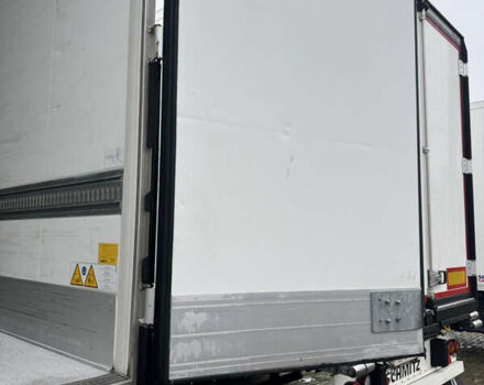 Шмитц Каргобулл SKO, объемом двигателя 0 л и пробегом 200 тыс. км за 44000 $, фото 30 на Automoto.ua