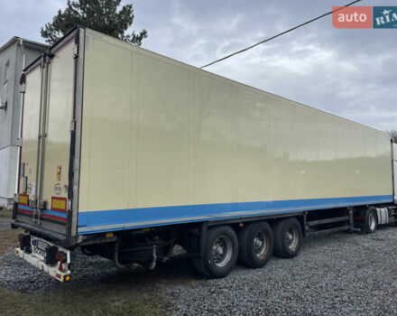 Серый Шмитц Каргобулл SKO, объемом двигателя 0 л и пробегом 100 тыс. км за 19800 $, фото 25 на Automoto.ua