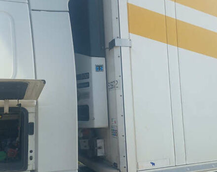 Сірий Шмітц Каргобулл SKO, об'ємом двигуна 0 л та пробігом 111 тис. км за 32500 $, фото 12 на Automoto.ua