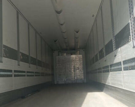 Сірий Шмітц Каргобулл SKO, об'ємом двигуна 0 л та пробігом 111 тис. км за 32500 $, фото 10 на Automoto.ua