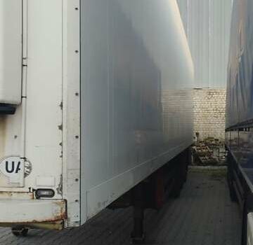 Белый Шмитц Каргобулл SKO 24, объемом двигателя 0 л и пробегом 0 тыс. км за 9800 $, фото 4 на Automoto.ua