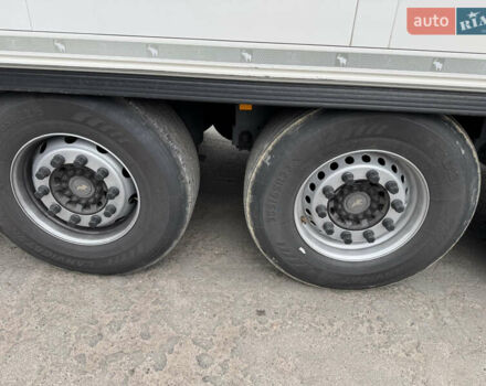 Белый Шмитц Каргобулл SKO 24, объемом двигателя 0 л и пробегом 0 тыс. км за 25900 $, фото 2 на Automoto.ua