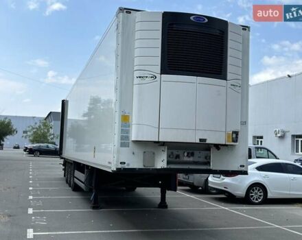 Белый Шмитц Каргобулл SKO 24, объемом двигателя 0 л и пробегом 120 тыс. км за 62000 $, фото 1 на Automoto.ua