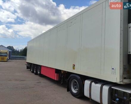 Белый Шмитц Каргобулл SKO 24, объемом двигателя 0 л и пробегом 900 тыс. км за 10500 $, фото 1 на Automoto.ua